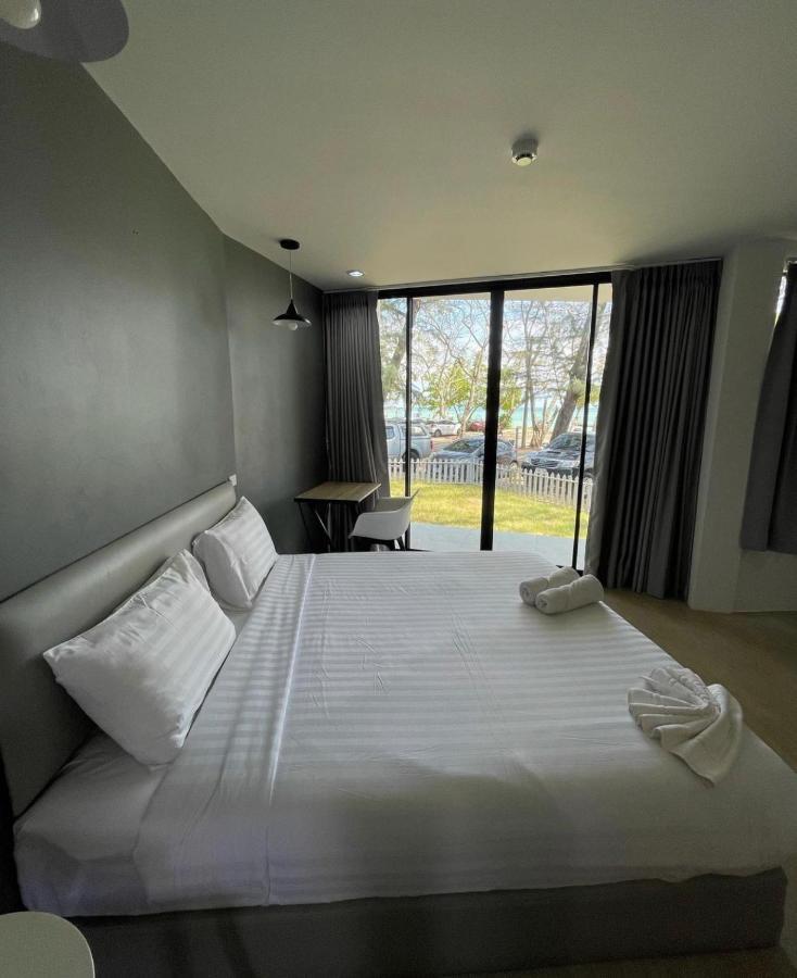 Phuket Muay Thai Hotel Rawai Beach Ngoại thất bức ảnh