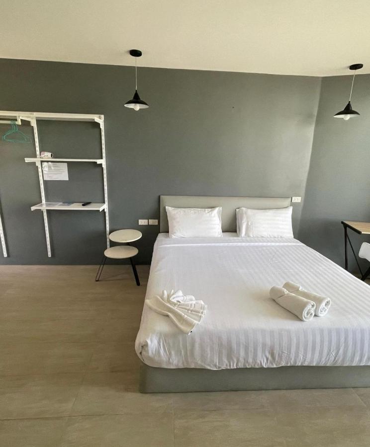 Phuket Muay Thai Hotel Rawai Beach Ngoại thất bức ảnh