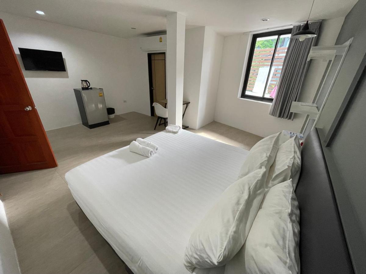 Phuket Muay Thai Hotel Rawai Beach Ngoại thất bức ảnh