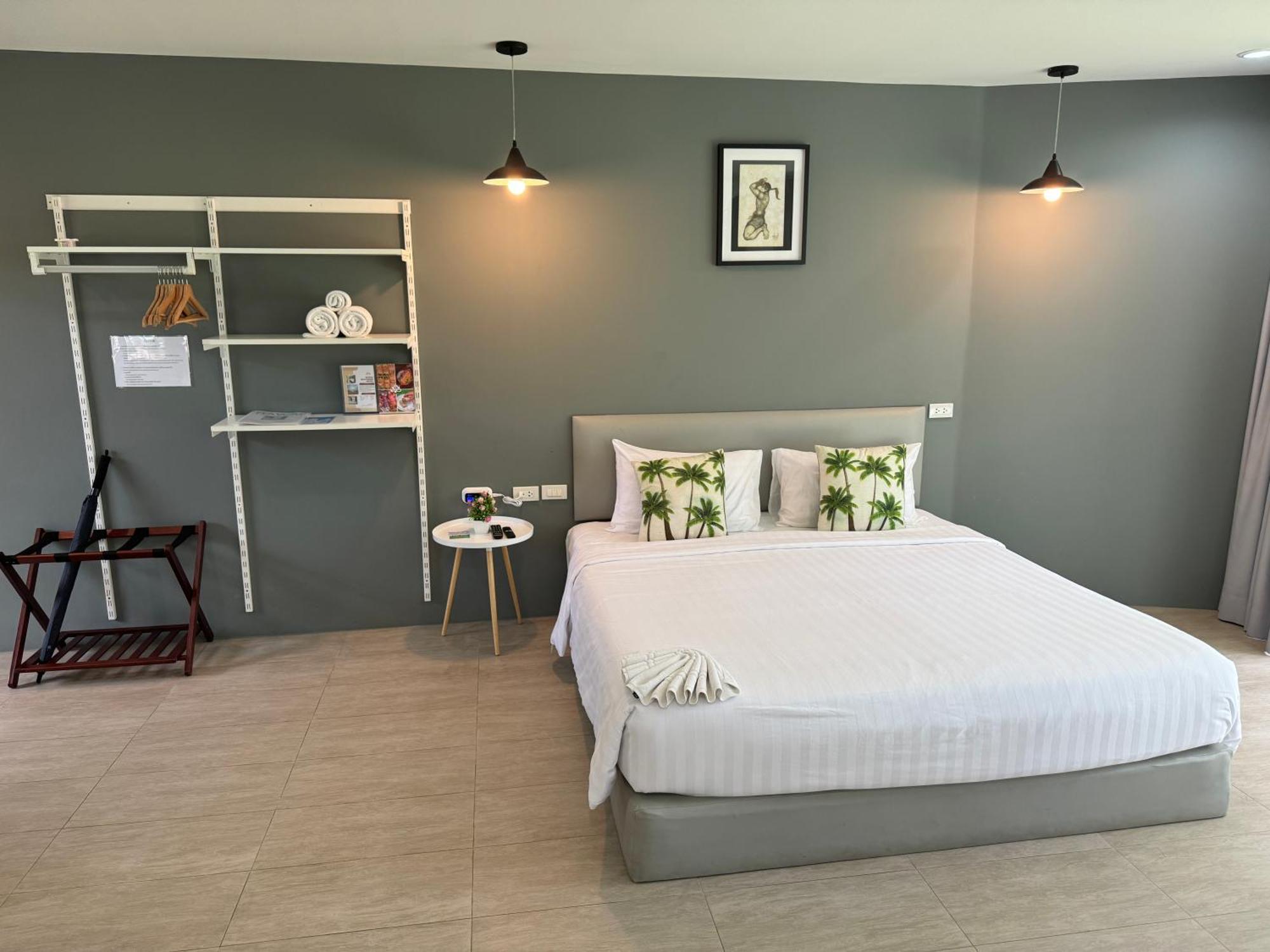 Phuket Muay Thai Hotel Rawai Beach Ngoại thất bức ảnh